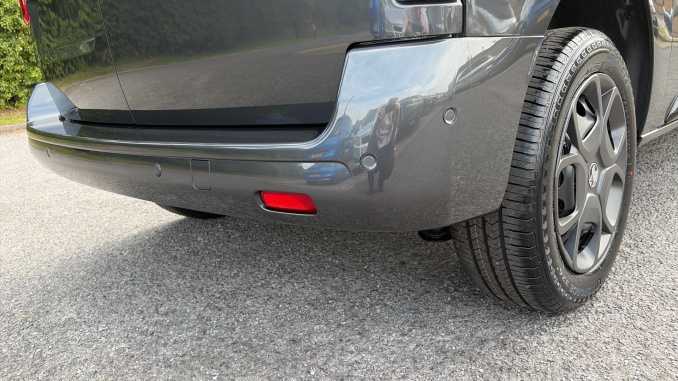 Vauxhall Vivaro L1 Diesel 1.5 Turbo D 120 Pro H1 Van - Image 25